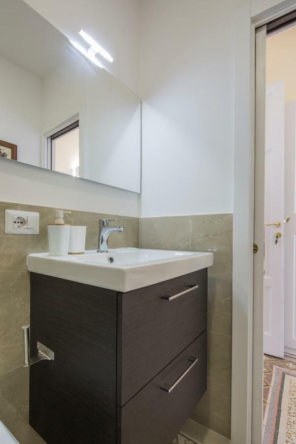 La Giulietta - Penthouse Apartment Salerno Exterior photo